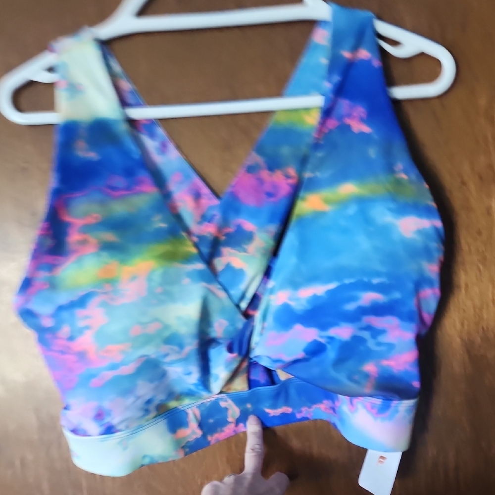 Fabletics Multicolor Bra - Picture 3 of 6